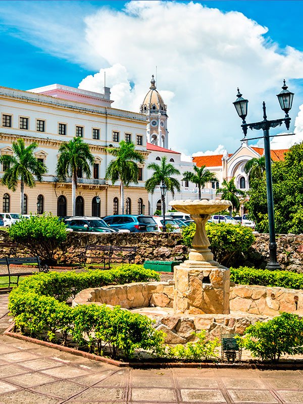 national theatre panama casco antiguo